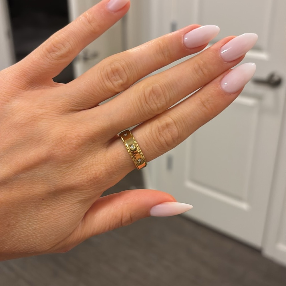 Gold plated stainless steel cz star studded ring Sz 7